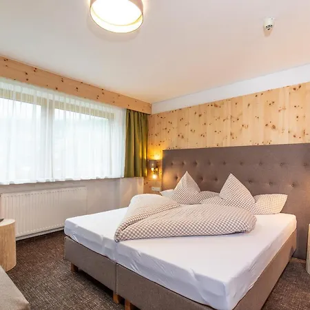 Vizensn Living Penzion 3*