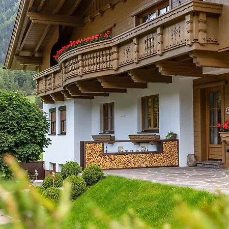 Vizensn Living Pensjonat 3*
