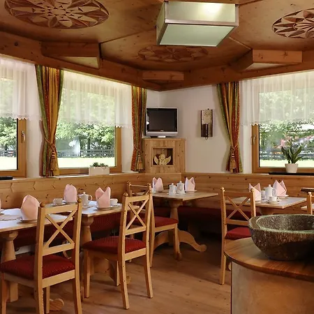 Vizensn Living Konukevi 3*