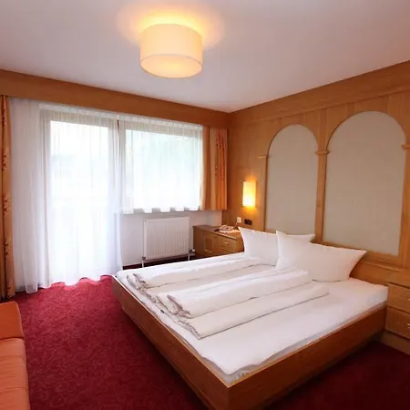 Pensjonat Vizensn Living Sölden