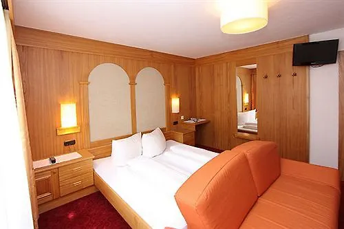 Vizensn Living Pensjonat 3*